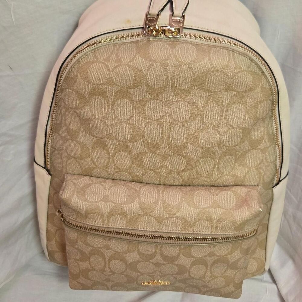 Coach Women's Khaki and Cream Bag